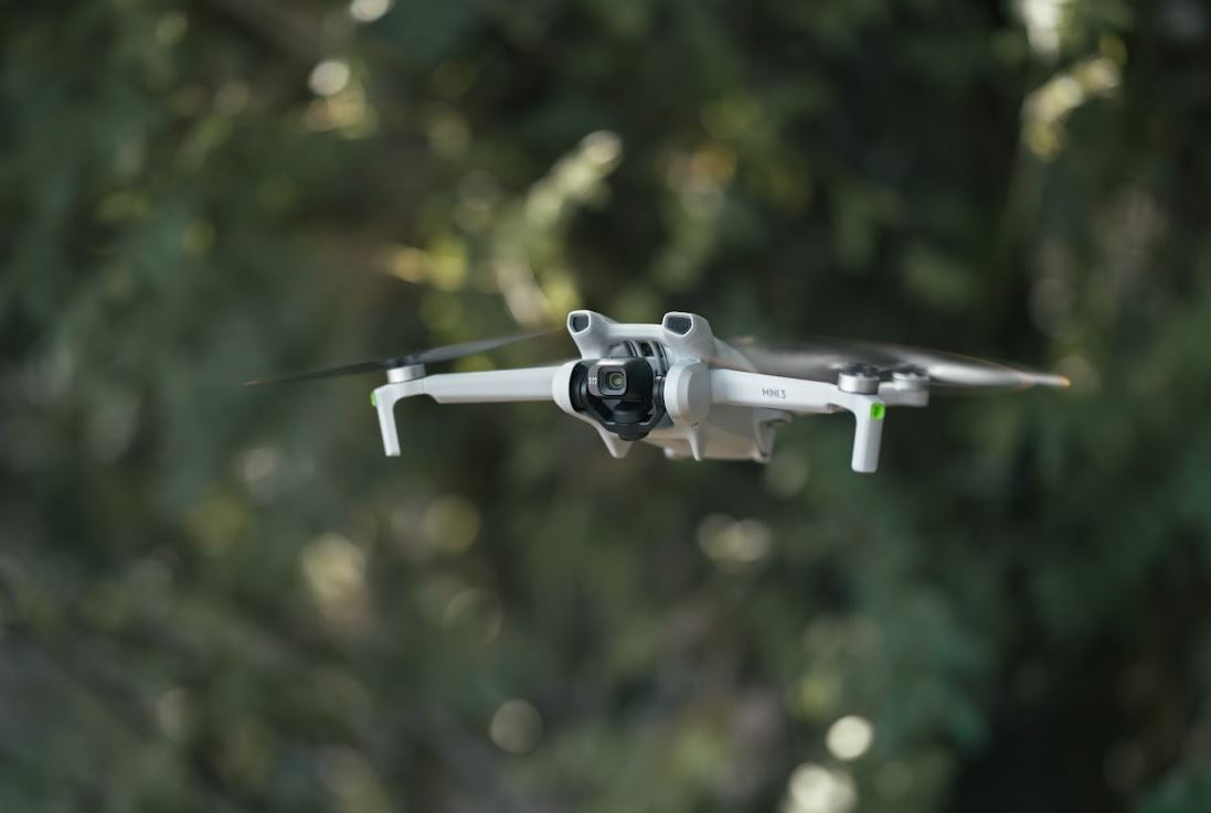 DJI Mini 3 Fly More Camera Combo 4k Drone 38-min HDR Flight